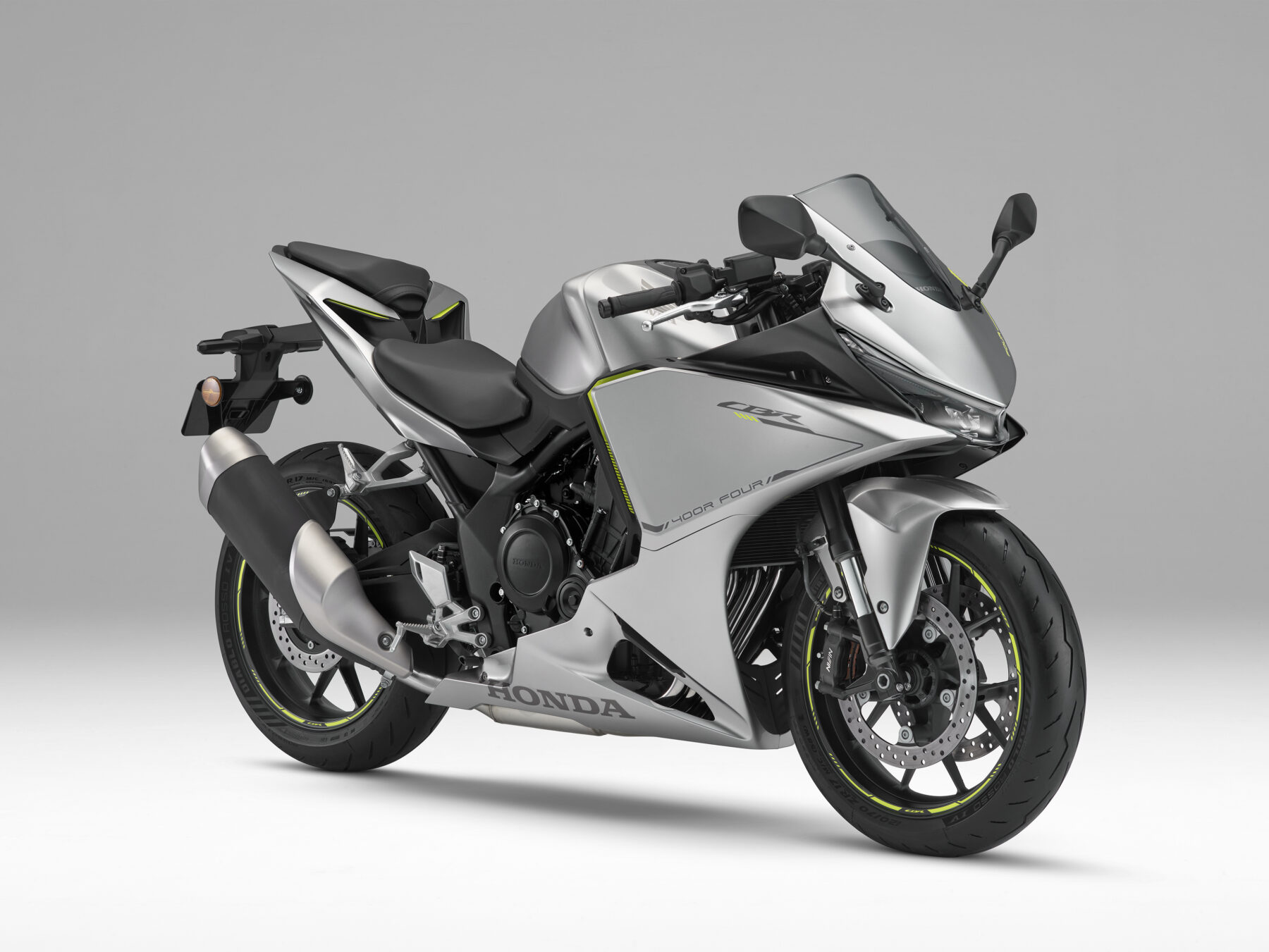 フルカウルロードスポーツモデル　CBR400R FOUR E-Clutch